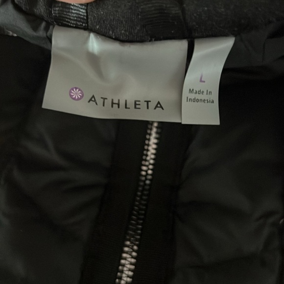 Athleta Down Puffer Vest CYA - Picture 3 of 8